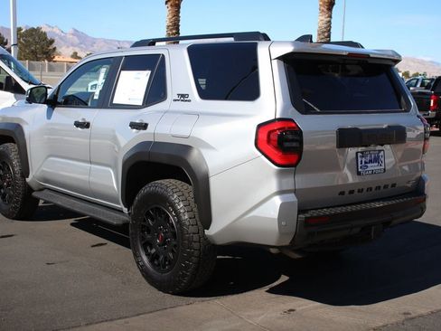 Used 2025 Toyota 4Runner TRD Off-Road Premium w/ Tow Technology Package image 5