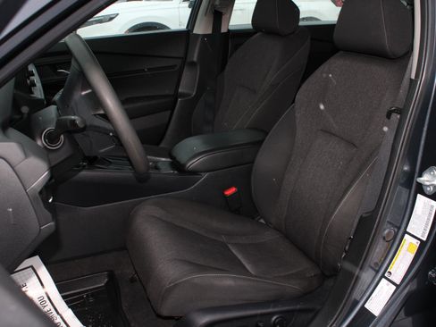 Certified 2023 Honda Accord EX image 16