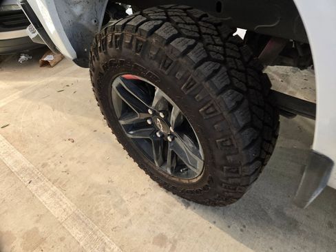 Used 2021 Chevrolet Silverado 1500 Custom Trail Boss image 10