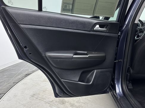 Used 2019 Kia Sportage LX image 24