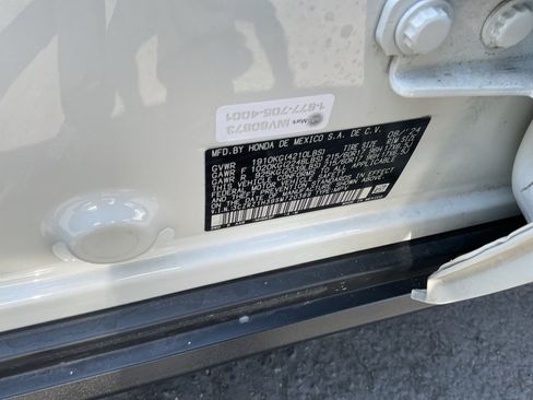 Used 2025 Honda HR-V LX image 26