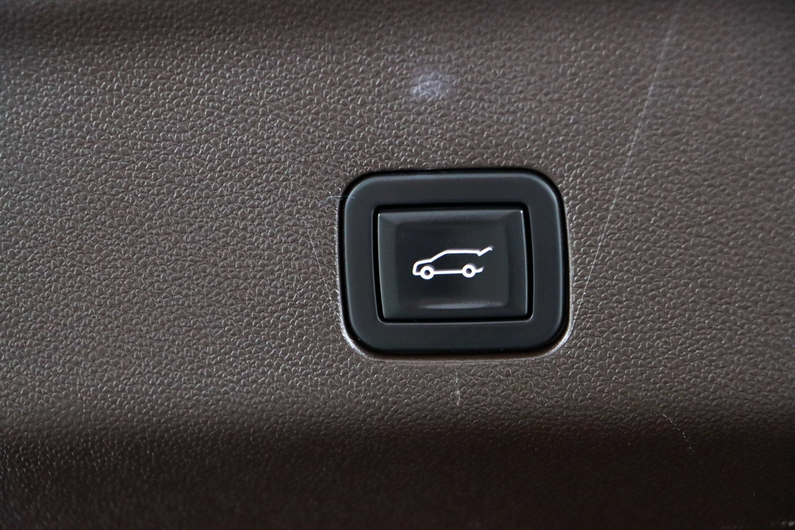 Used 2023 GMC Yukon Denali w/ LPO, Floor Liner Package AWD/4WD image 35