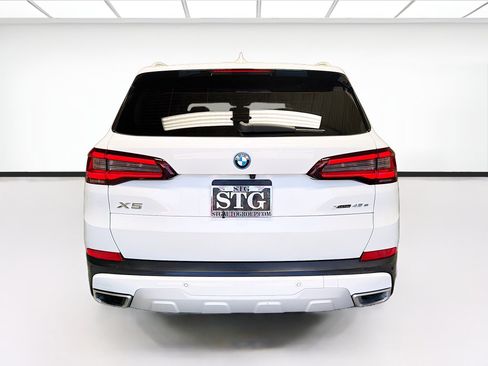 Used 2023 BMW X5 xDrive45e w/ Executive Package AWD/4WD image 5