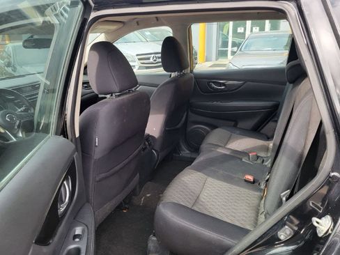 Used 2017 Nissan Rogue S FWD image 10