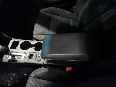 Used 2018 Subaru Outback 2.5i Premium image 13