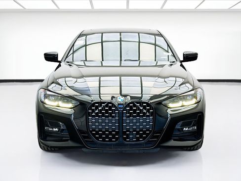 Used 2024 BMW 430i Coupe w/ M Sport Package RWD image 2
