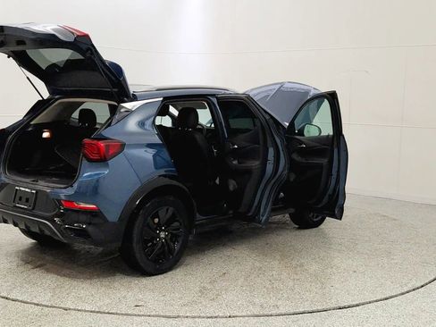 Used 2024 Buick Encore GX Sport Touring image 12