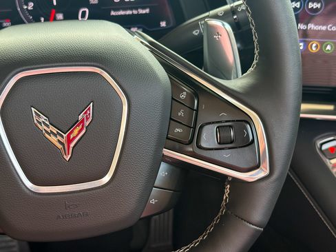 Used 2021 Chevrolet Corvette Stingray Preferred Conv w/ Z51 Performance Package RWD image 32
