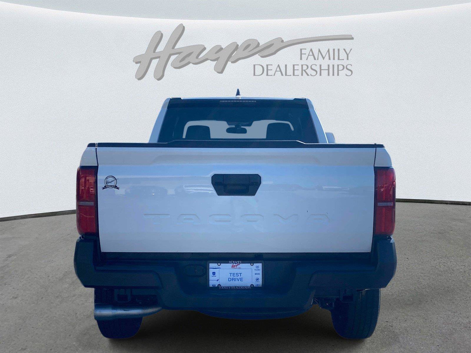 Used 2025 Toyota Tacoma SR RWD image 4