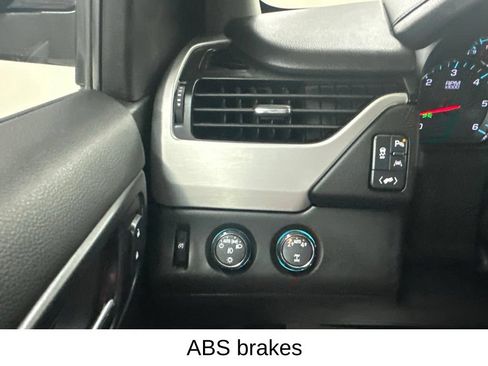 Used 2020 GMC Yukon SLT w/ Open Road Package AWD/4WD image 46