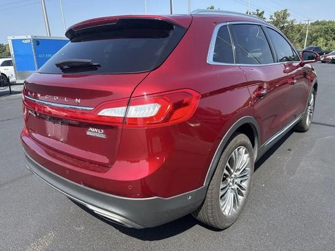 Used 2016 Lincoln MKX Reserve w/ Technology Package AWD/4WD image 4