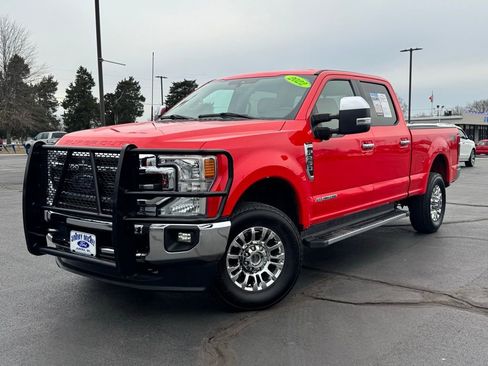 Used 2022 Ford F250 Lariat w/ Chrome Package image 28