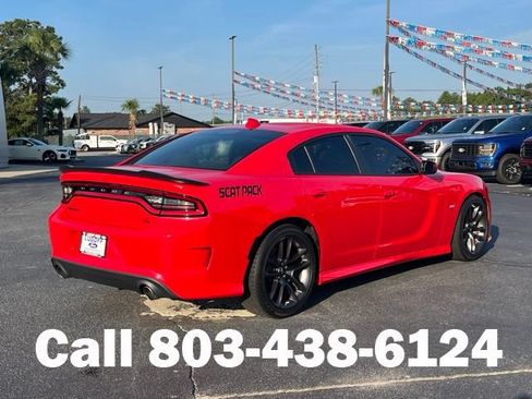 Used 2022 Dodge Charger Scat Pack RWD image 3