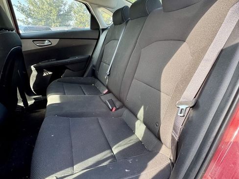 Used 2020 Kia Forte LXS FWD image 10