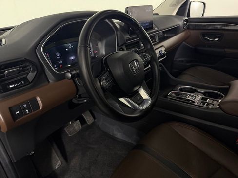 Used 2024 Honda Pilot Elite image 21