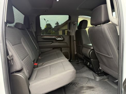 Used 2024 Chevrolet Silverado 2500 LT AWD/4WD image 24