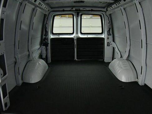 New 2025 Chevrolet Express 3500 Extended w/ Driver Convenience Package image 23