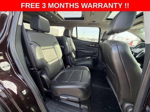 Used 2021 GMC Acadia SLT w/ LPO, Floor Liner Package AWD/4WD image 23