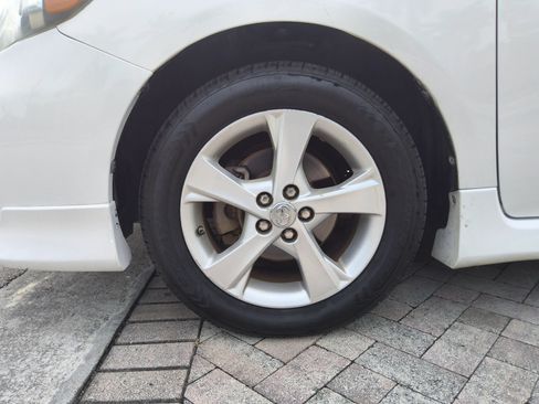 Used 2011 Toyota Corolla S FWD image 37