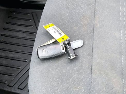 Used 2020 Kia Sorento LX image 30