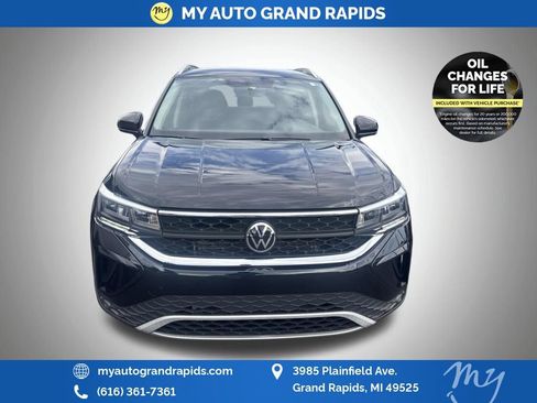 Used 2022 Volkswagen Taos SE AWD/4WD image 37