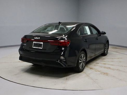 Used 2023 Kia Forte LXS w/ LXS Technology Package FWD image 11
