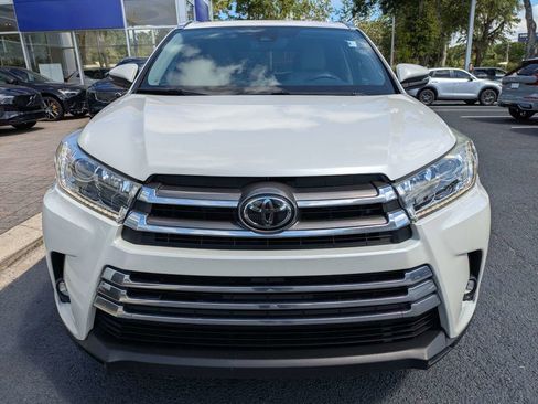 Used 2019 Toyota Highlander Limited AWD/4WD image 9
