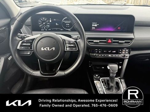 Used 2024 Kia Seltos SX image 10