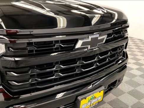 Used 2025 Chevrolet Silverado 1500 RST AWD/4WD image 33
