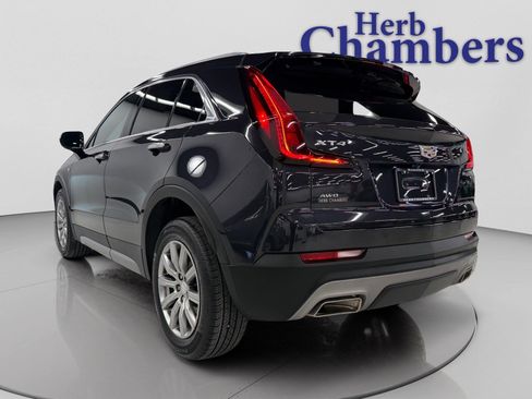Certified 2022 Cadillac XT4 Premium Luxury w/ Enhanced Visibility Package image 3