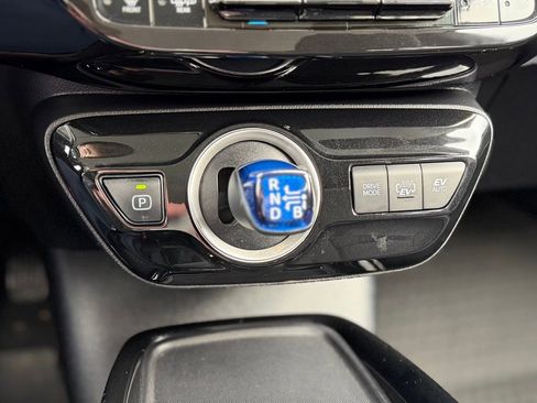 Used 2021 Toyota Prius Prime LE image 16