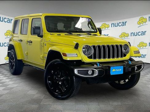 Used 2024 Jeep Wrangler Unlimited Sahara AWD/4WD image 1