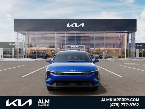 New 2026 Kia K4 FWD image 2