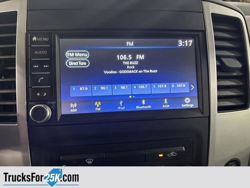 Used 2019 Nissan Frontier SV image 17