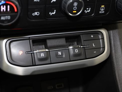 Used 2023 GMC Acadia SLE w/ Driver Convenience Package image 7