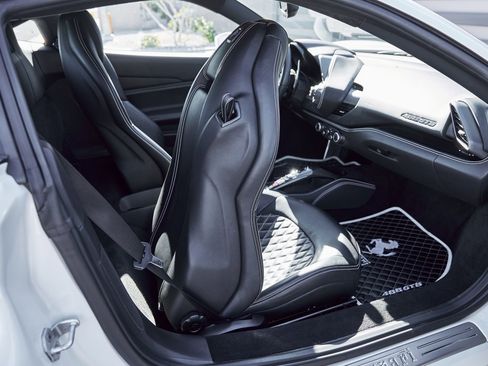 Used 2017 Ferrari 488 GTB image 49