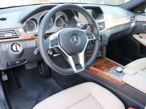 Used 2012 Mercedes-Benz E 350 Sedan image 19