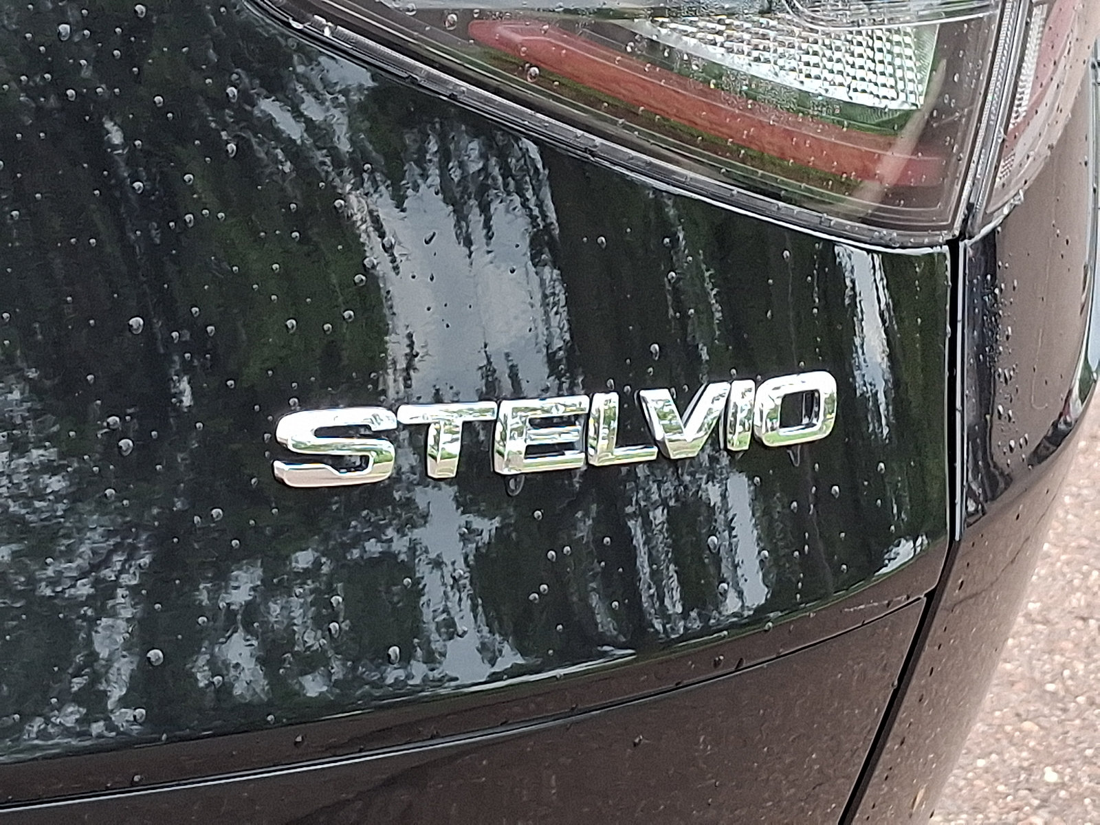 New 2026 Alfa Romeo Stelvio Sprint AWD/4WD image 24