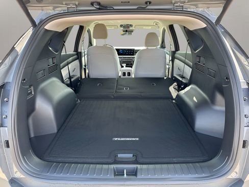 Used 2025 Hyundai Tucson SEL image 10