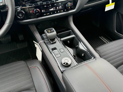 New 2026 Nissan Pathfinder Rock Creek image 17