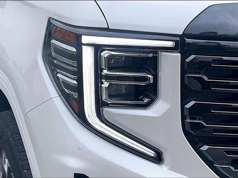 Used 2024 GMC Sierra 1500 Denali Ultimate AWD/4WD image 26