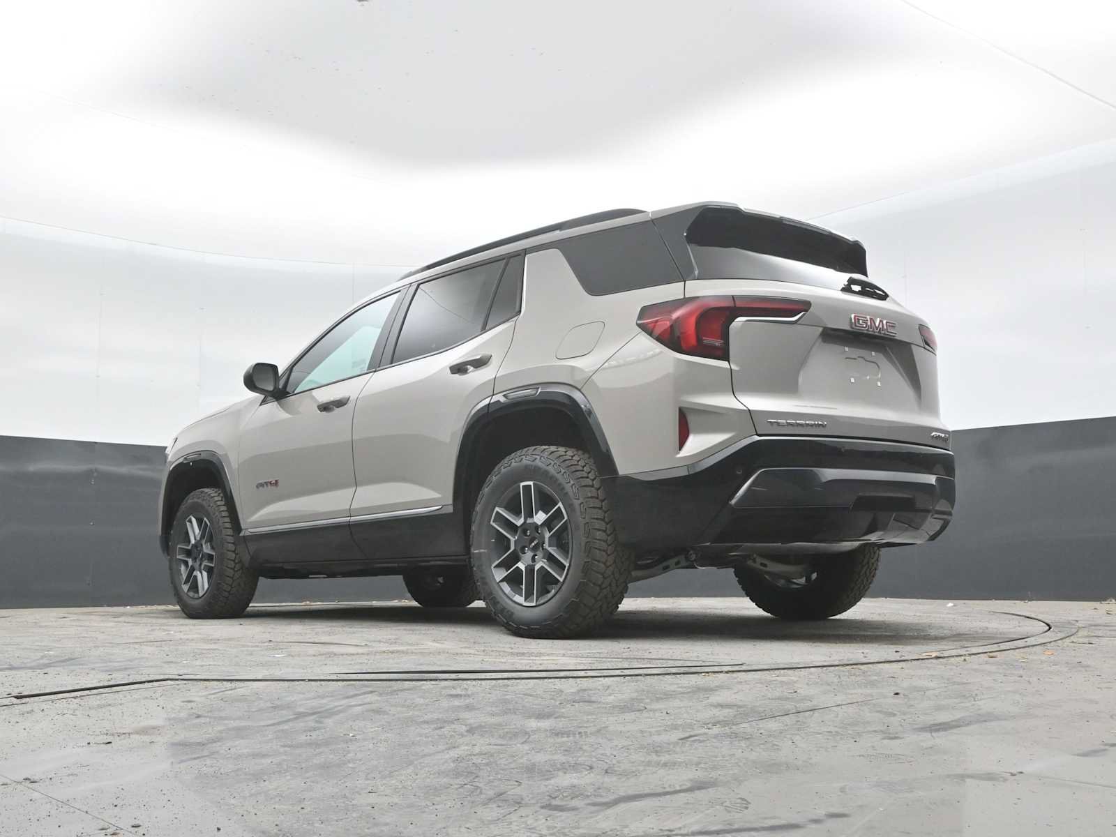 New 2027 GMC Terrain AT4 AWD/4WD image 38