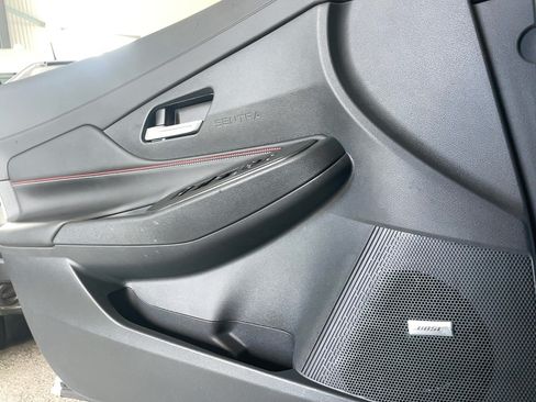 Used 2026 Nissan Sentra SR w/ SR Premium Package FWD image 9