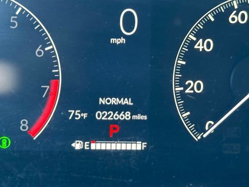 Used 2024 Honda HR-V Sport image 36