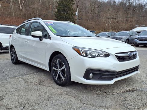 Certified 2022 Subaru Impreza Premium w/ Popular Package #2 image 2