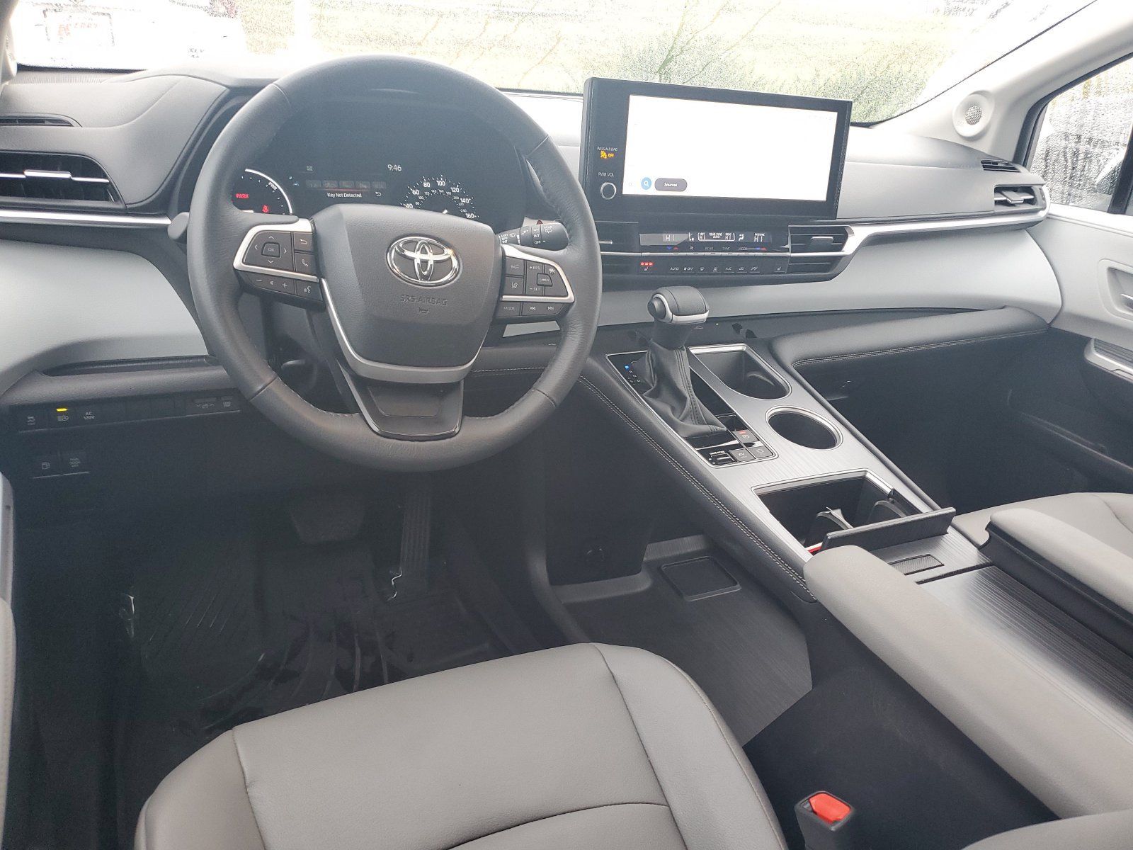 Certified 2025 Toyota Sienna XLE w/ XLE Plus Package AWD/4WD image 10