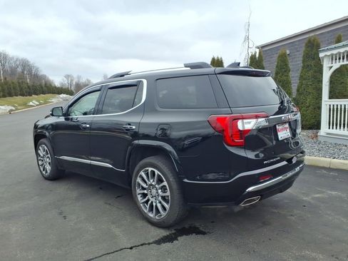 Used 2023 GMC Acadia Denali w/ Denali Ultimate Package AWD/4WD image 3