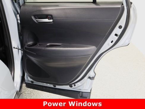 Certified 2024 Toyota Corolla Cross XLE image 34
