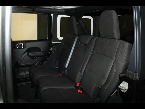 Used 2022 Jeep Wrangler Unlimited Sport AWD/4WD image 26