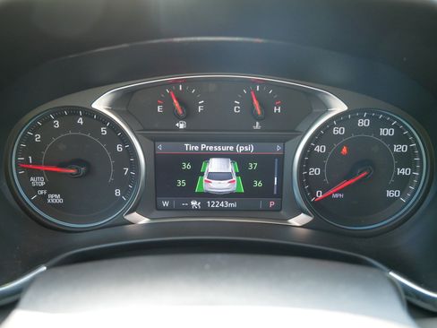 Used 2024 Chevrolet Equinox Premier AWD/4WD image 21